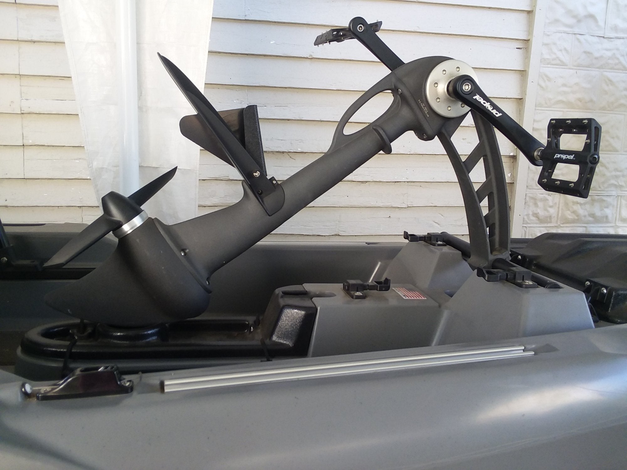 pedal driving Propel Pedal Drive for Bonafide and Native Kayaks