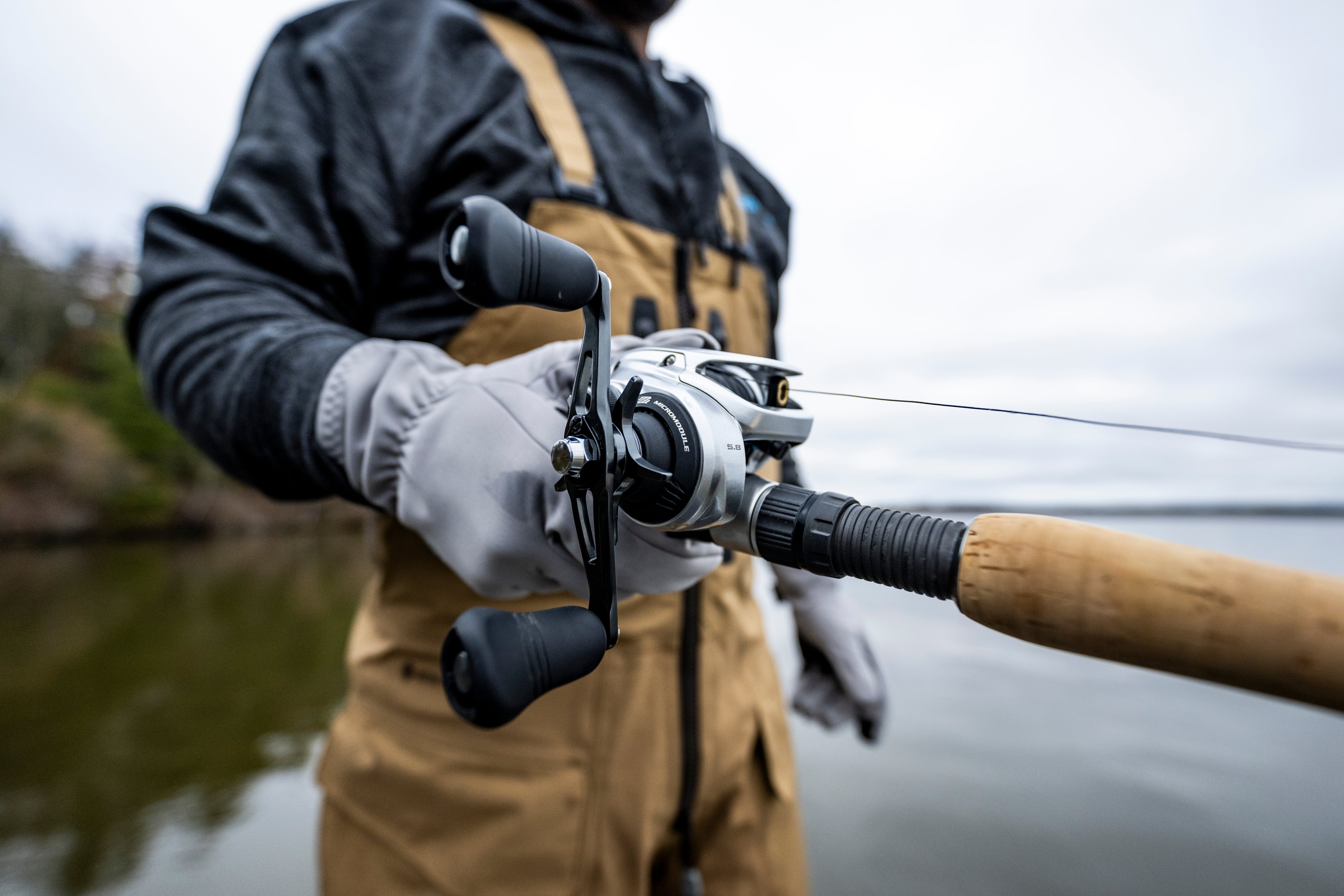 Shimano Tranx 400 B Baitcast Reel Lifestyle 2