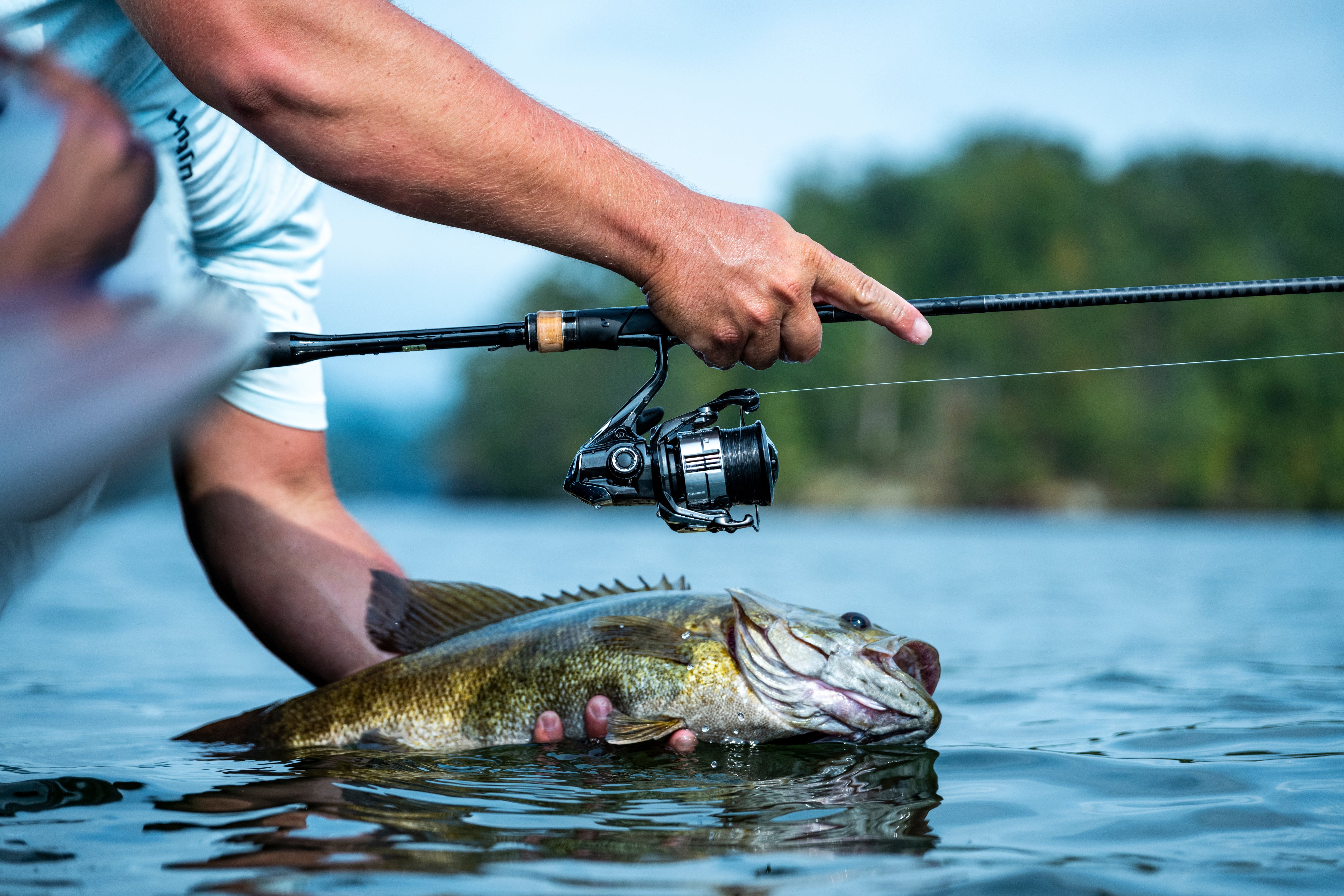Shimano Vanquish C Spinning Reel Lifestyle 2