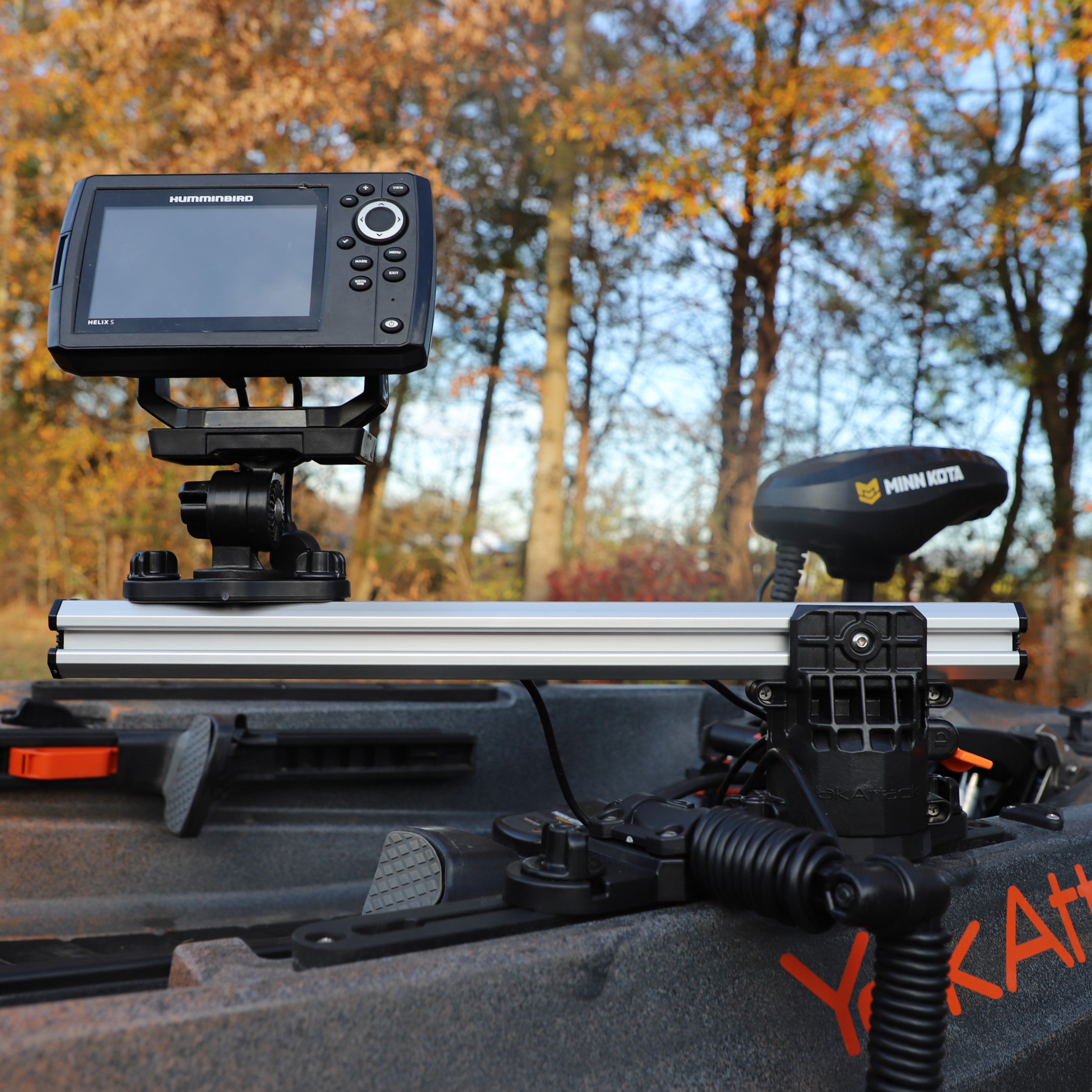 YakAttack SwingArm CrossBar – CBP-1005 with Fish Finder